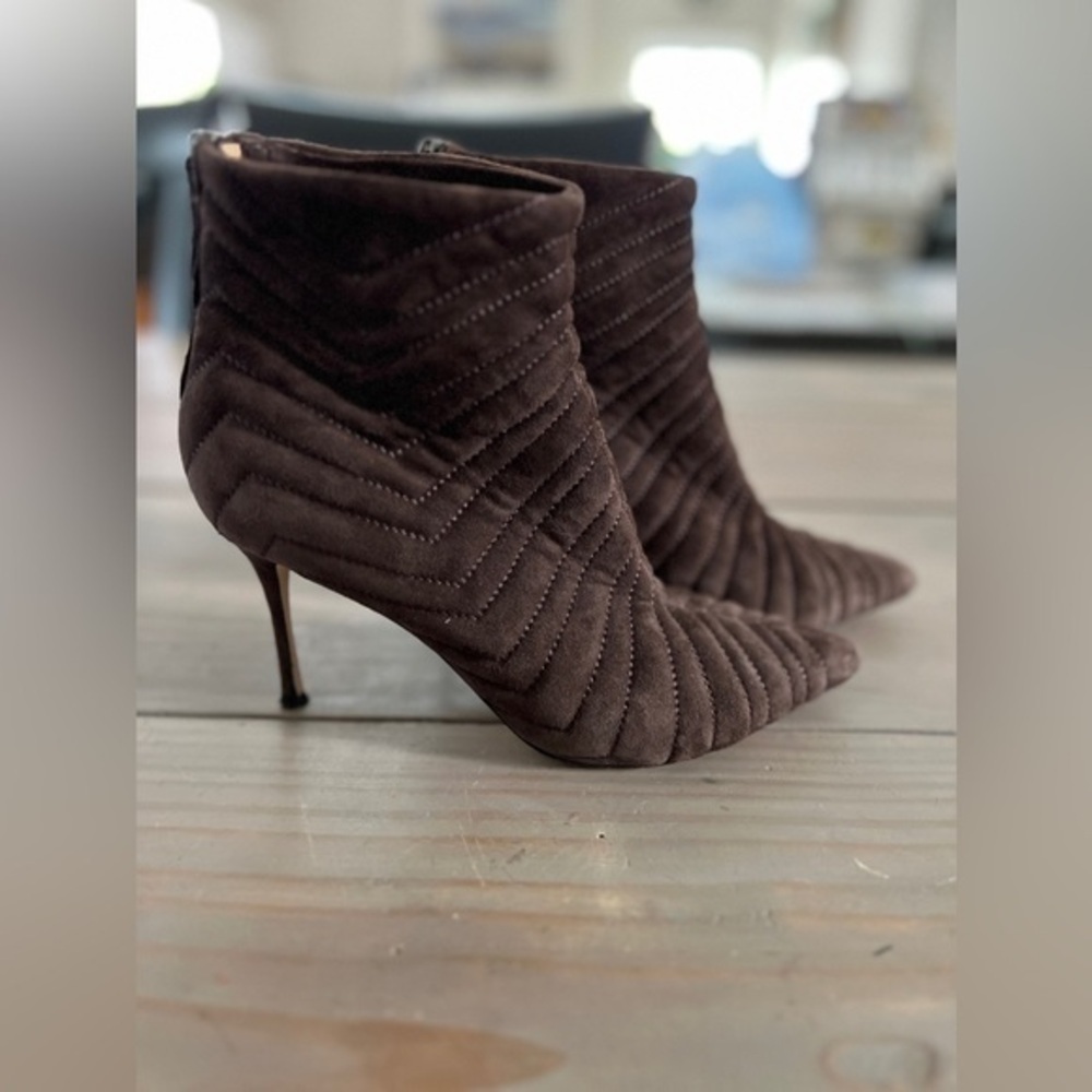 Elegant Brown Ankle Boots